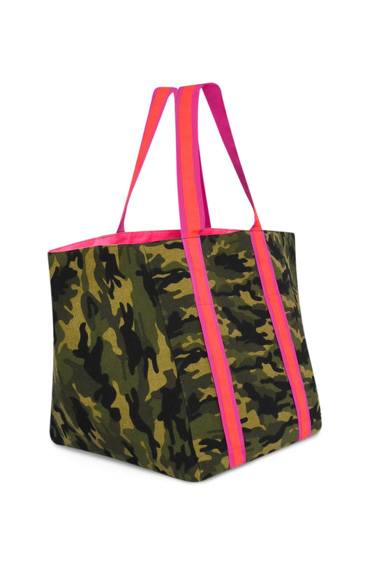 LARGE CAMO BEACH BAG