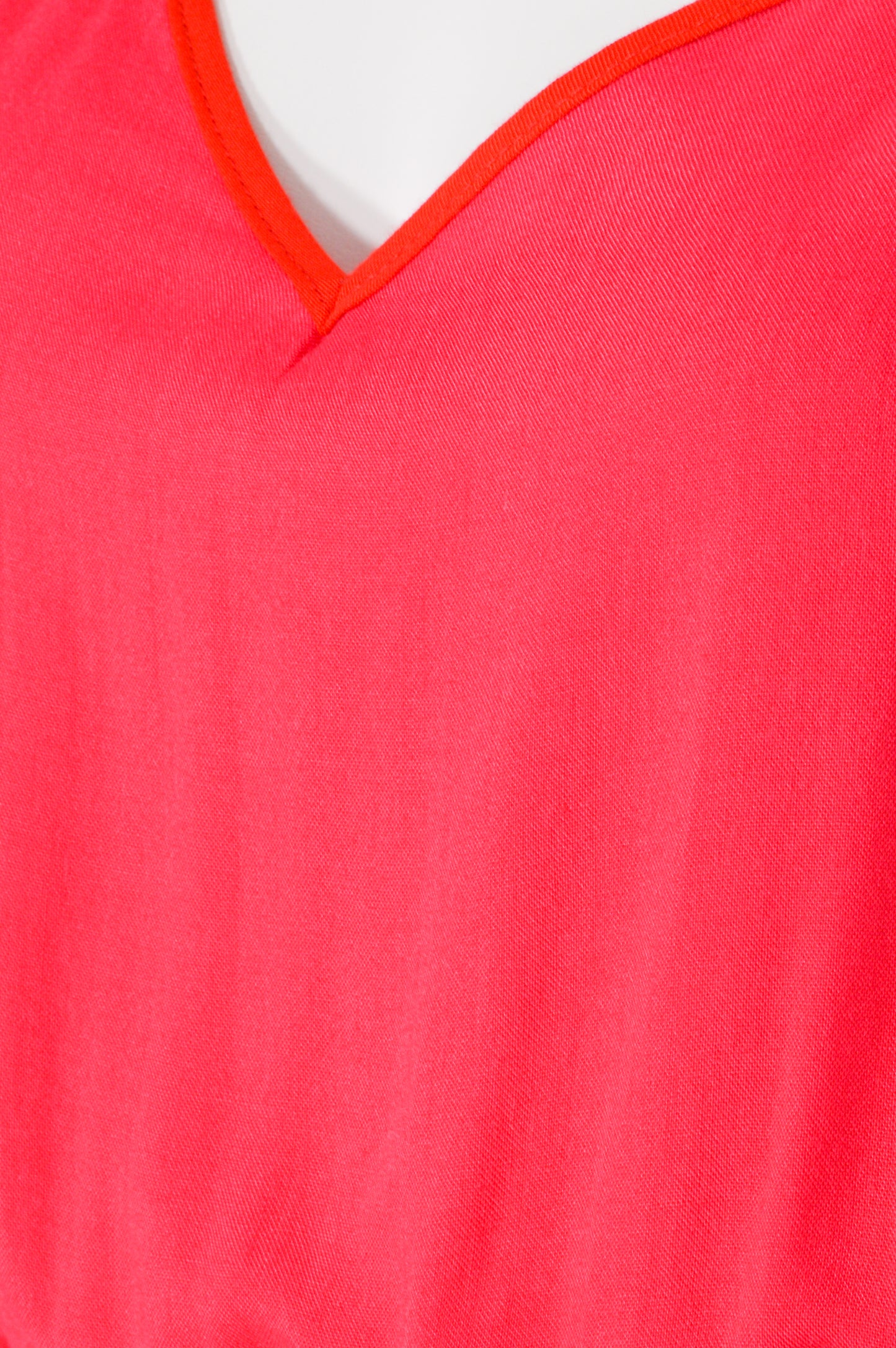 MINI VOJO-DRESS | HOT PINK RAYON