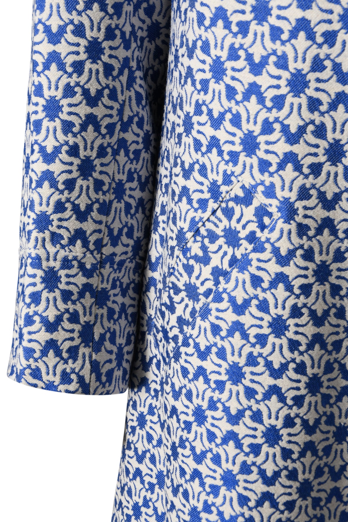 WOOLHAMPTON COAT | BLUE & WHITE WEAVE