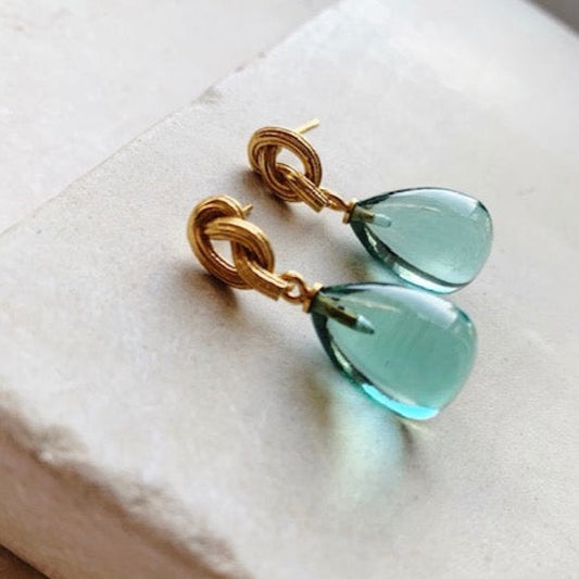 GOLD KNOT AND DROP EARRINGS