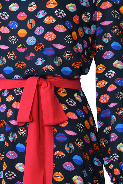 MIDI JOJO DRESS - LIPS PRINT