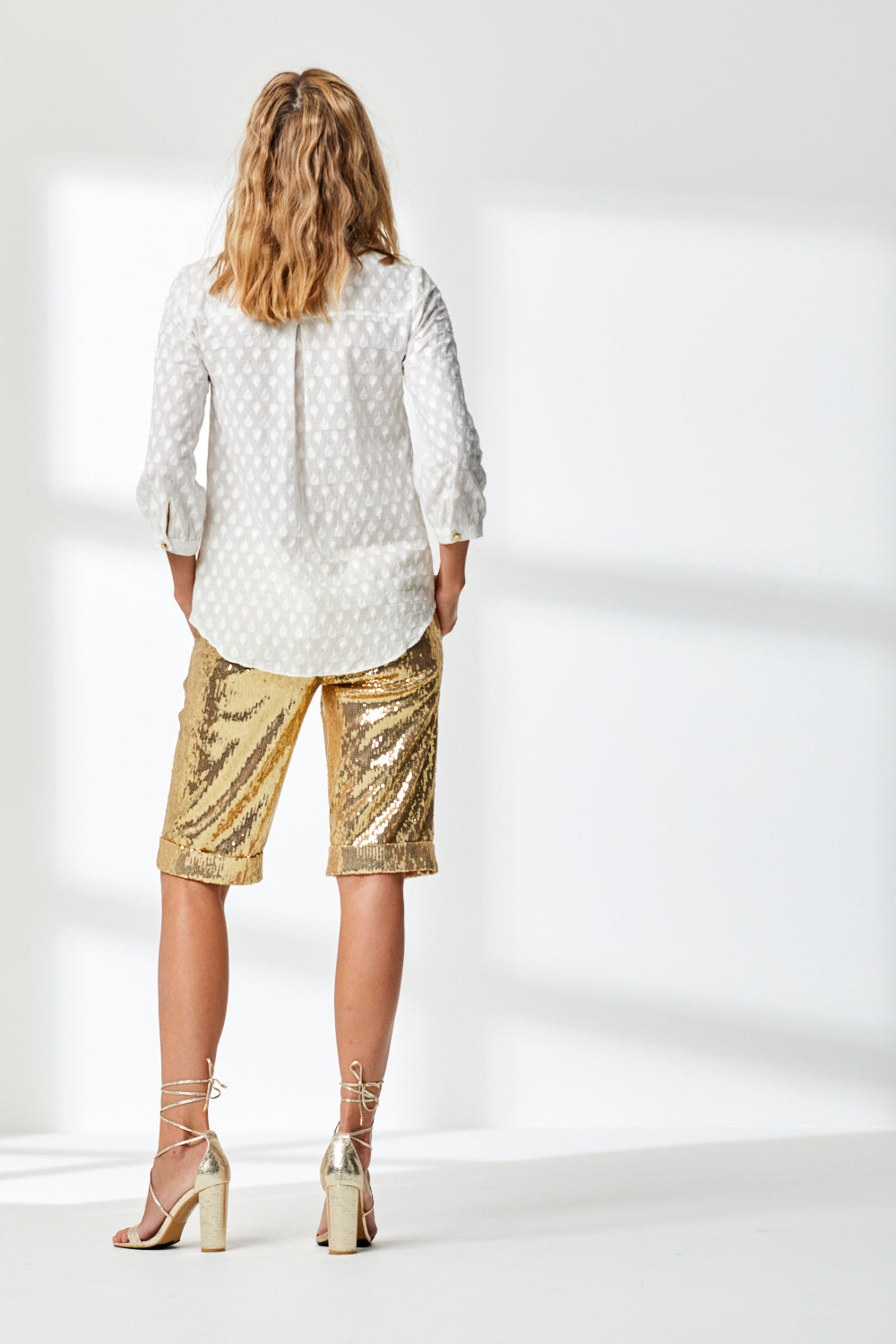 DELPHINE TOP - FAN EMBROIDERED COTTON