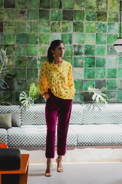 DELPHINE TOP | YELLOW LOVEBIRDS PRINT