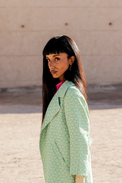 WOOLHAMPTON COAT | GREEN & WHITE WEAVE