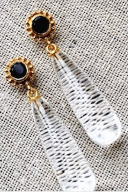 CLEAR DROP EARRINGS