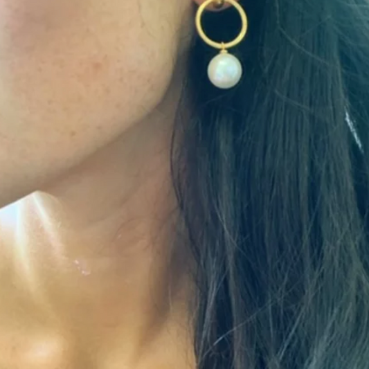 PEARL & HOOP EARRINGS