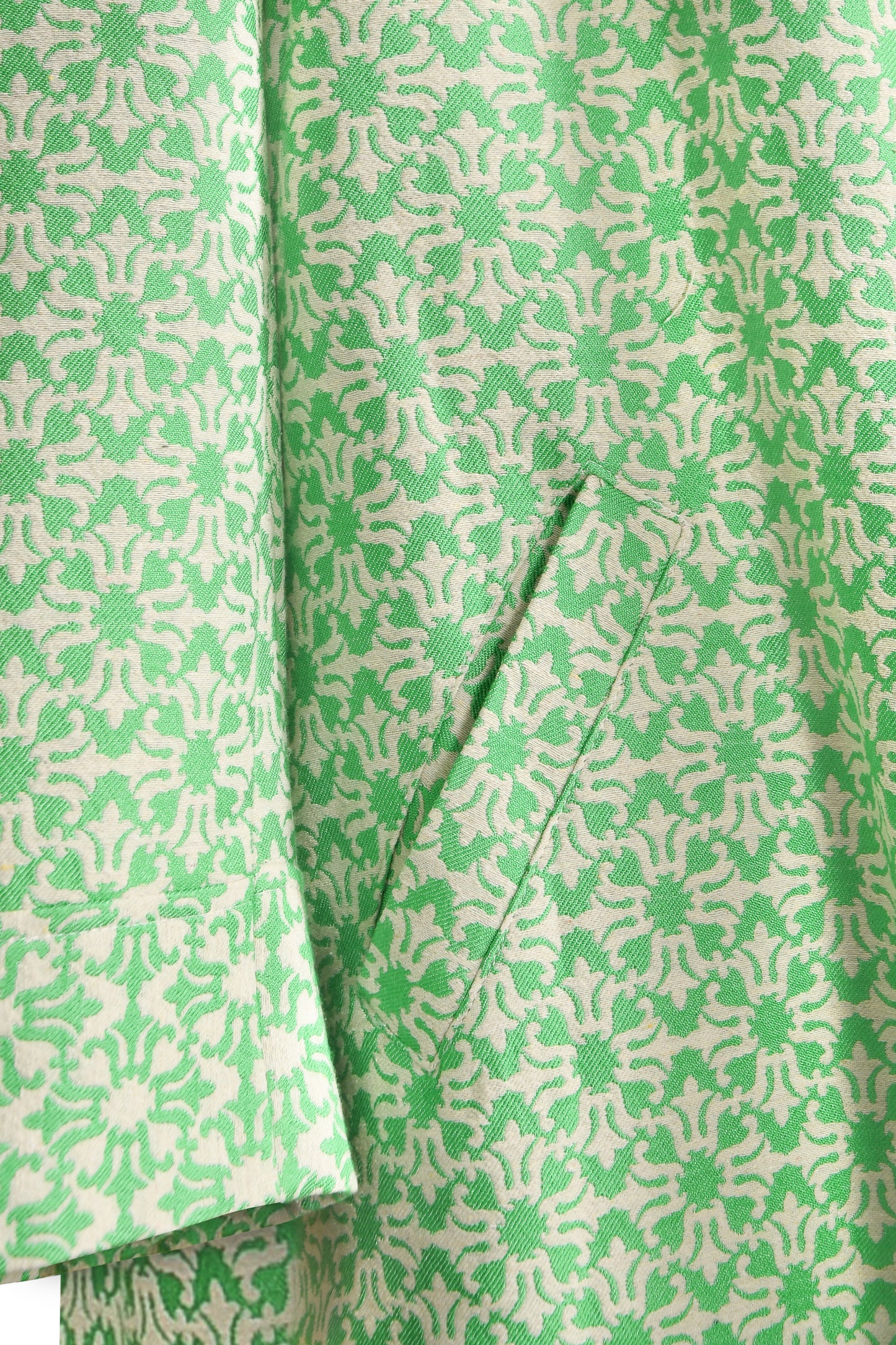 WOOLHAMPTON COAT | GREEN & WHITE WEAVE