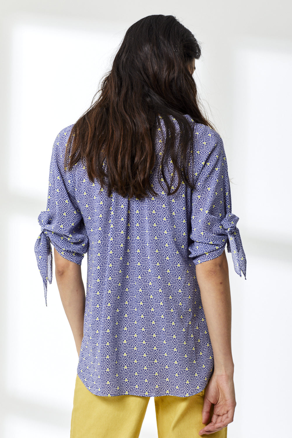 LIZ TOP | BLUE STRIPY TRIANGLE PRINT